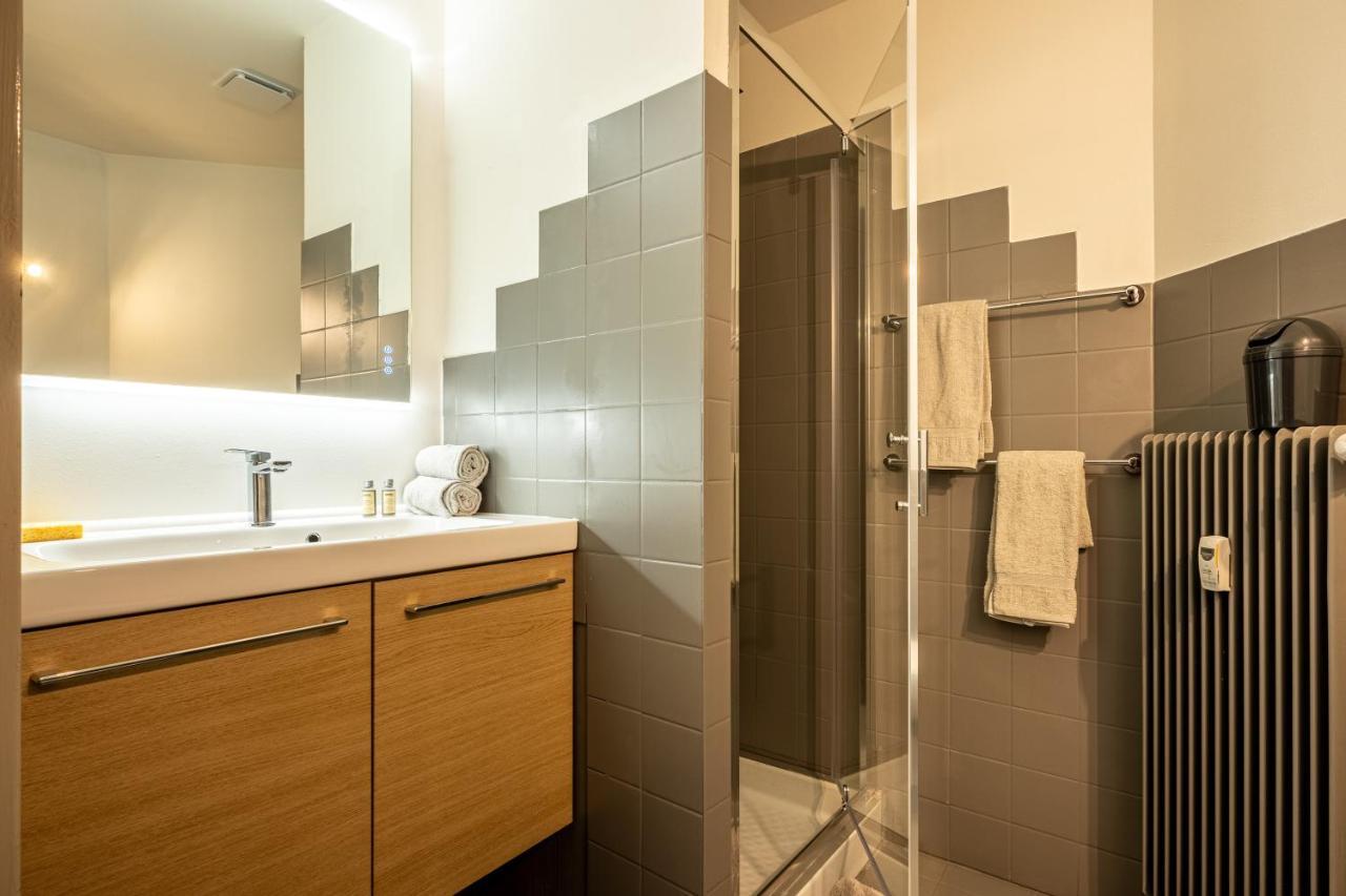 Cocon Relax - Jacuzzi - Cinema Apartment Montbeliard Ngoại thất bức ảnh