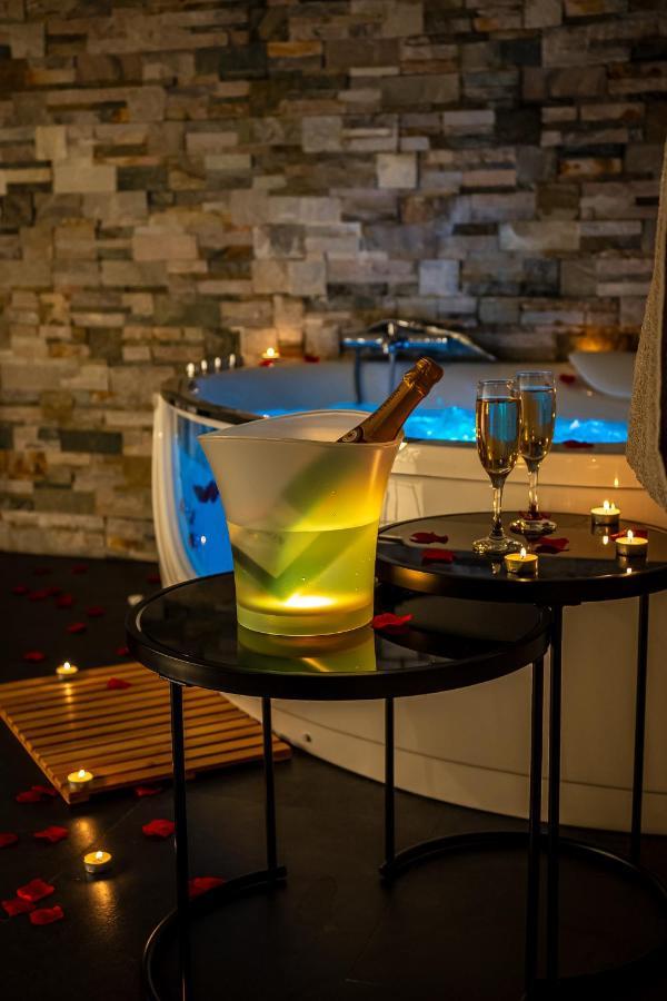 Cocon Relax - Jacuzzi - Cinema Apartment Montbeliard Ngoại thất bức ảnh